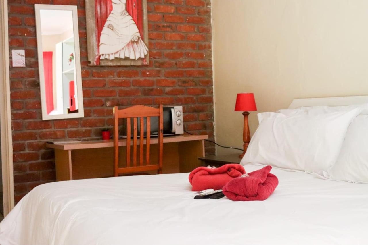 The Ultimate Lodge Louis Trichardt Ngoại thất bức ảnh