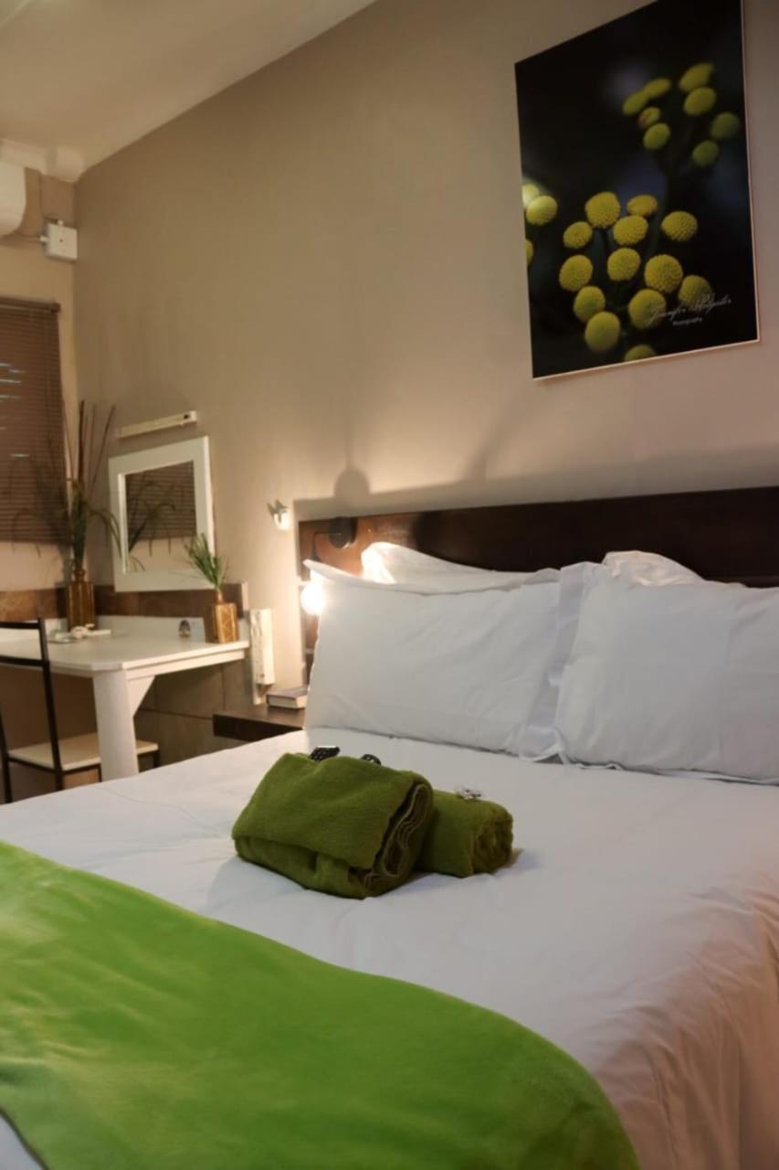 The Ultimate Lodge Louis Trichardt Ngoại thất bức ảnh