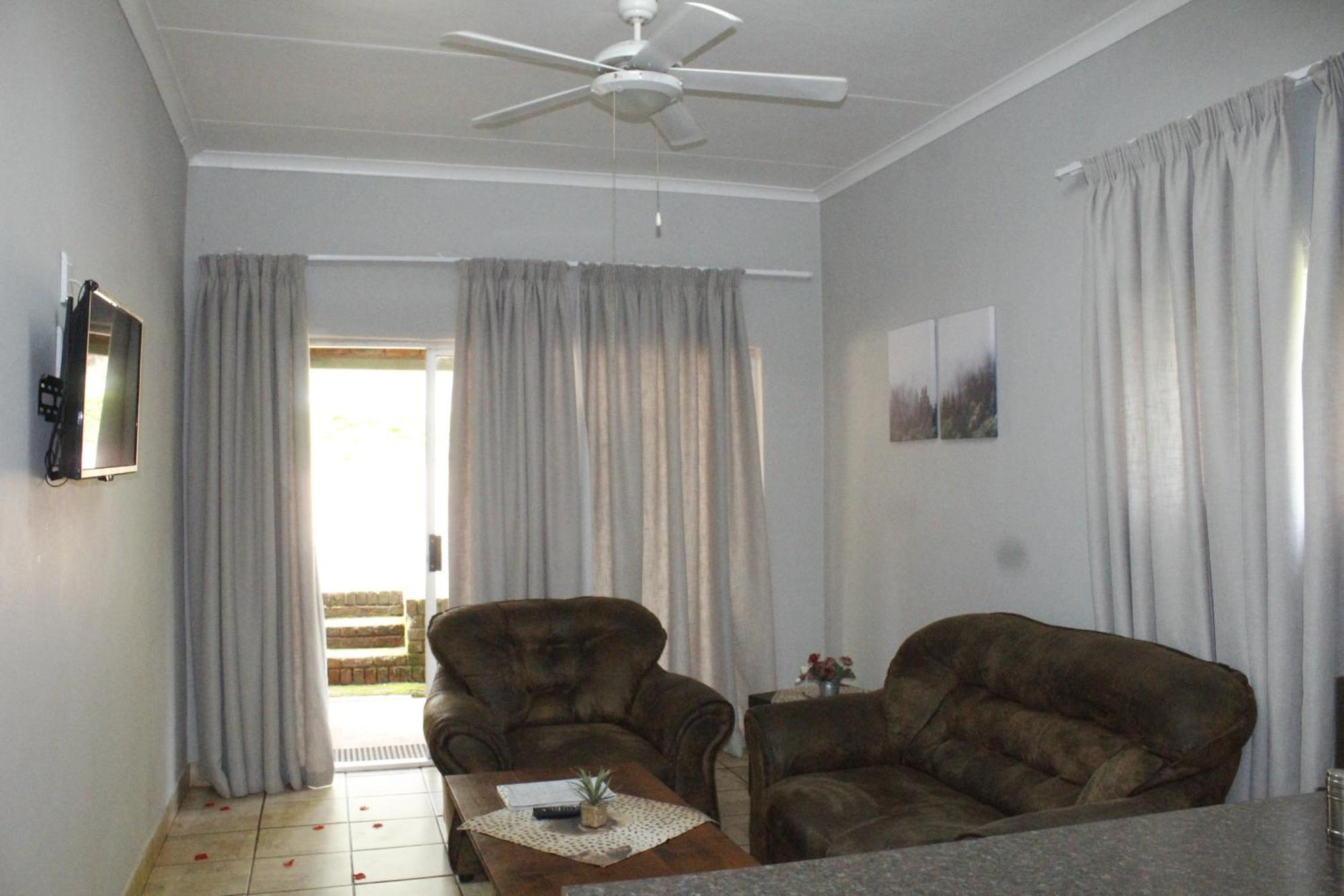 The Ultimate Lodge Louis Trichardt Ngoại thất bức ảnh